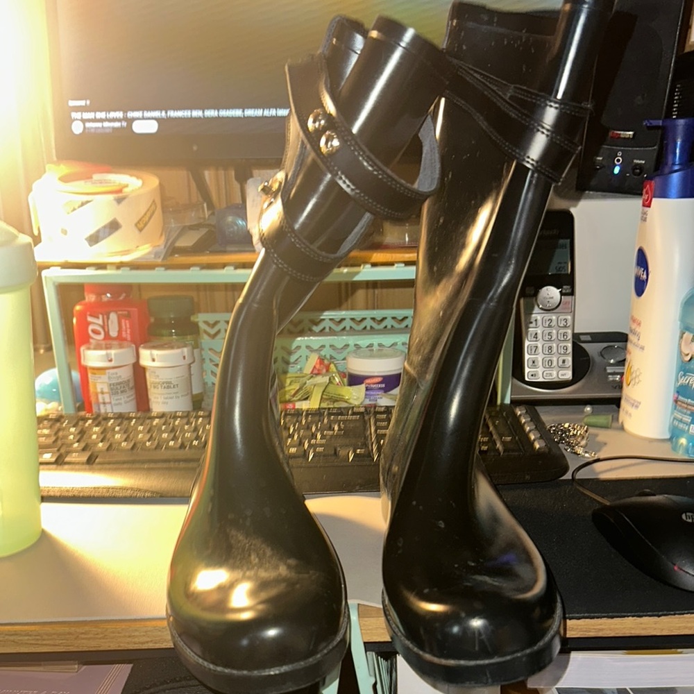 Stylish Black Women's Boots